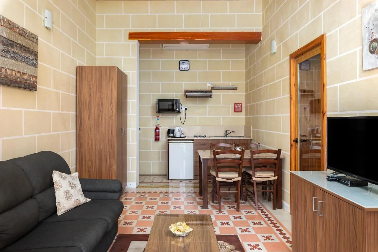 Quayside Apartments Marsaxlokk