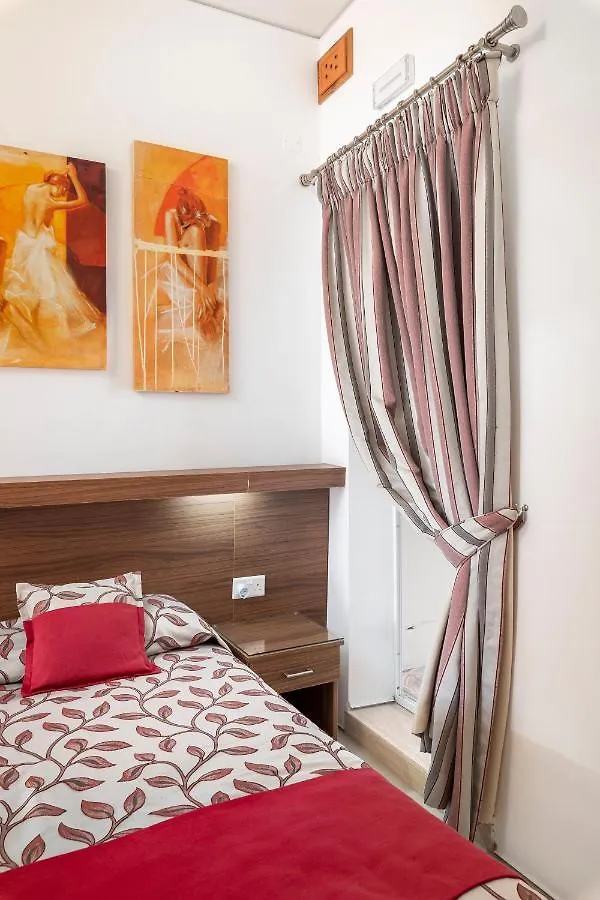 Quayside Apartments Marsaxlokk Malta