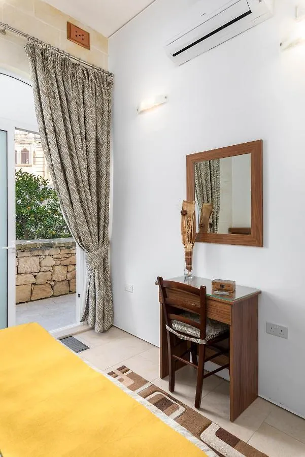 Quayside Apartments Marsaxlokk