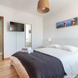 https://spacious-sunny-flat-loul.hotelaalgarve.com